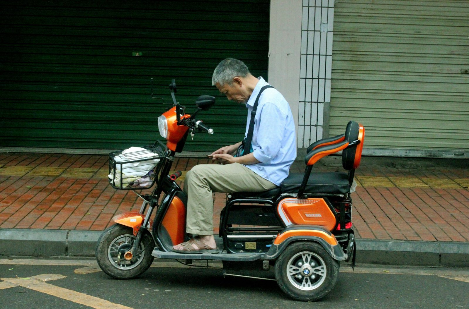 The Powerful Future of Electric Motorcycles:  Cutting-Edge Breakthroughs in Propulsion