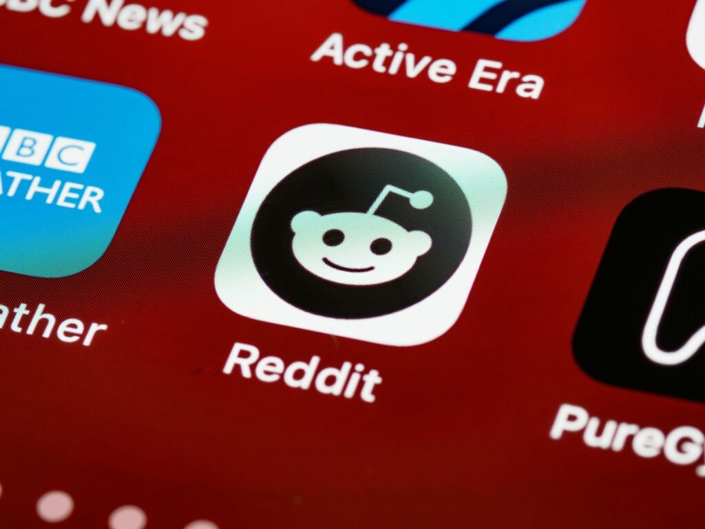 Reddit film review app